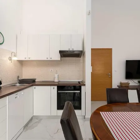 Valencan 1 Villa Barbariga